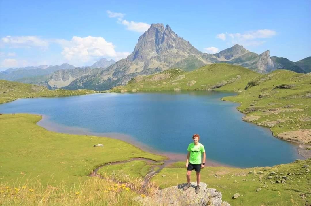 Green Bike Pyrenees Louvie Juzon Bagian luar foto